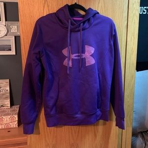 Under armour sweatshirt